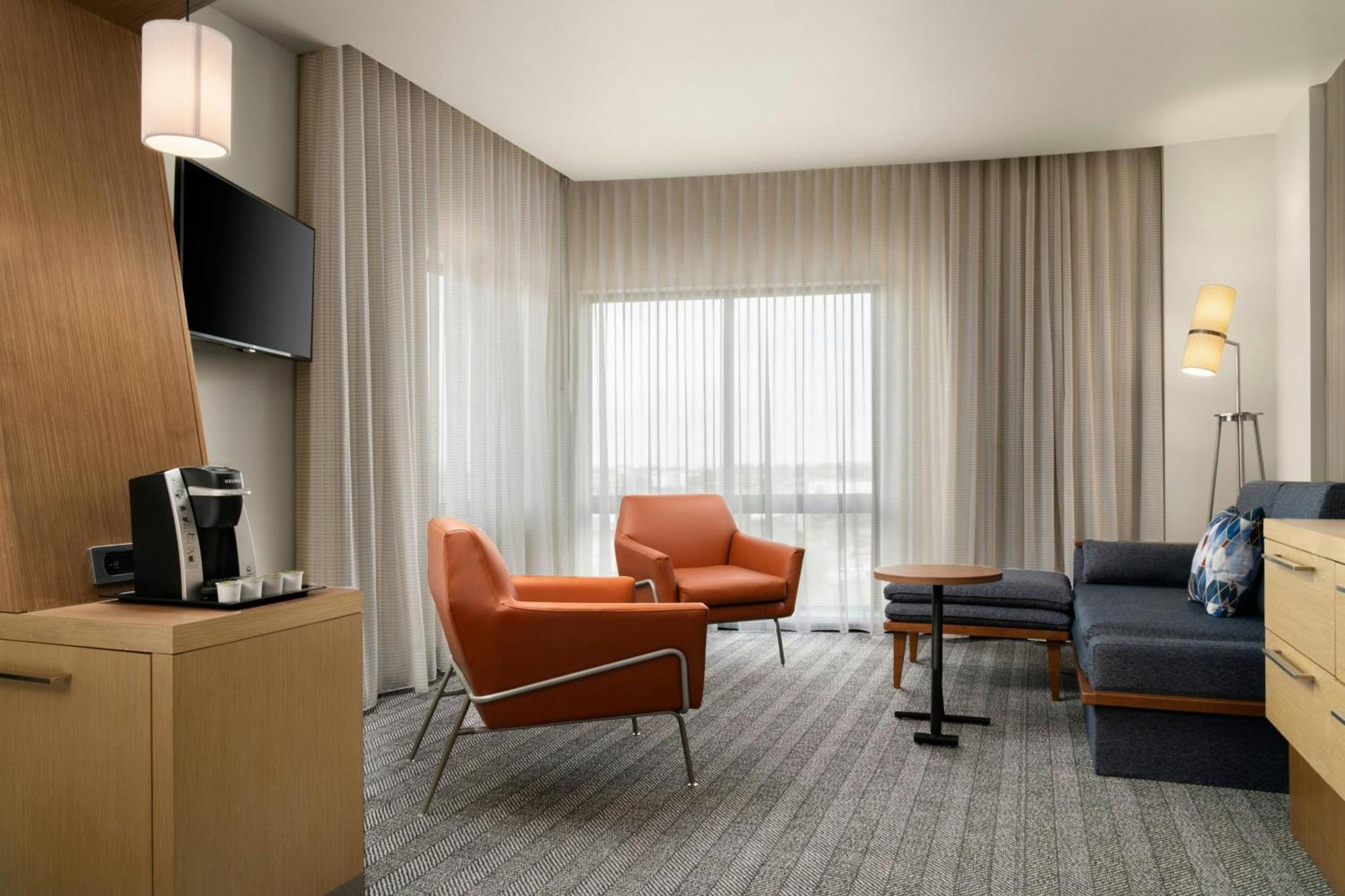 Courtyard By Marriott Denver North/Westminster Eastlake Exterior photo