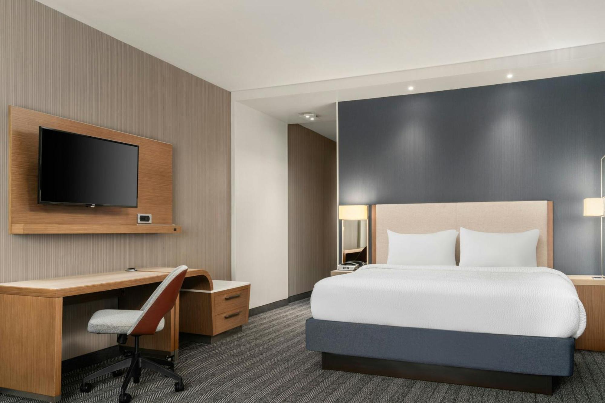 Courtyard By Marriott Denver North/Westminster Eastlake Exterior photo